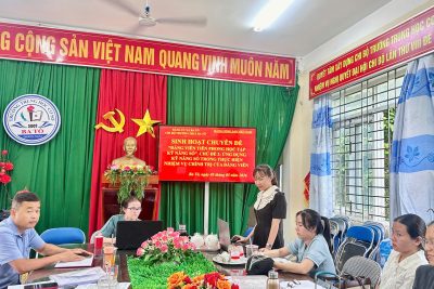 CHI BỘ TRƯỜNG THCS BA TÔ TỔ CHỨC SINH HOẠT CHUYÊN ĐỀ “ĐẢNG VIÊN TIÊN PHONG HỌC TẬP KỸ NĂNG SỐ” VÀ TRAO QUÀ CHO HỌC SINH CÓ HOÀN CẢNH KHÓ KHĂN VƯƠN LÊN TRONG HỌC TẬP